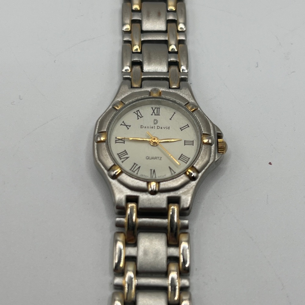 Daniel David Two Tone Quartz Analog Unisex Watch - Untested